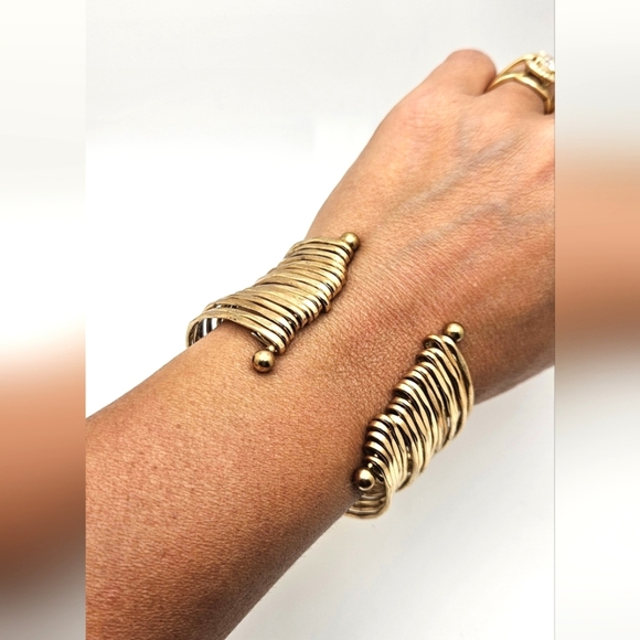 🟢3/$19🟢 Multilayer Gold Cuff Bracelet Casual Formal Office - Picture 2 of 5